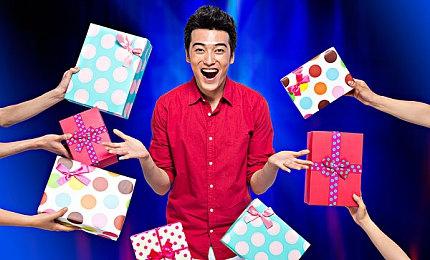 《拳皇15》里大蛇队8月8日发售 跨平台明年推出